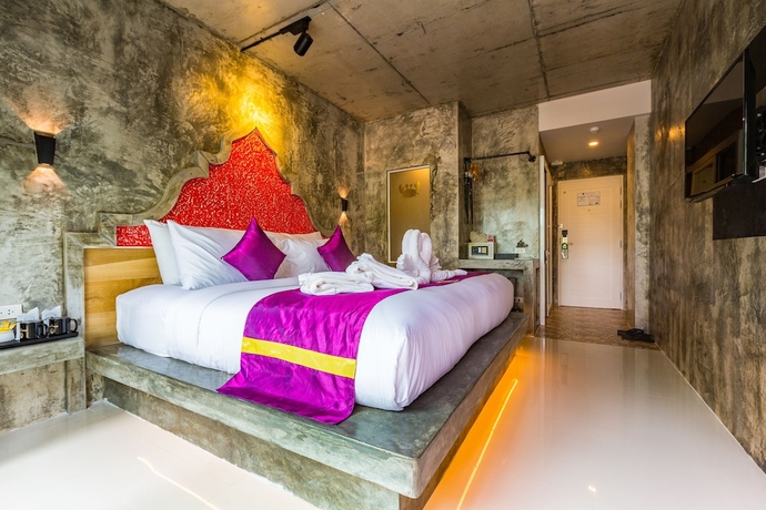 Imagen de la habitación del Hotel Maneetel Krabi Beachfront. Foto 7