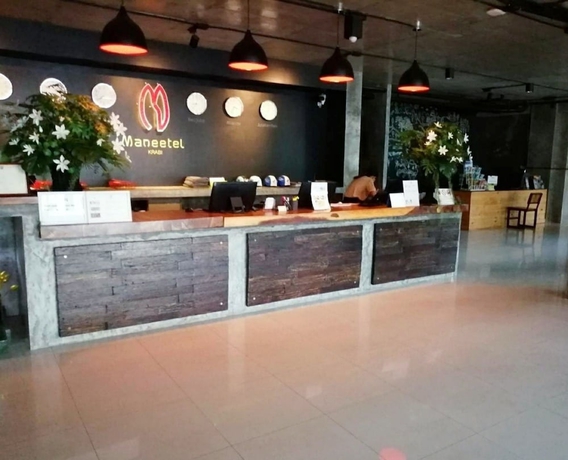 Imagen de los interiores del Hotel Maneetel Krabi Beachfront. Foto 12