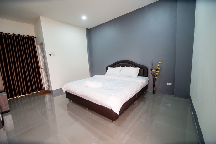 Imagen de la habitación del Hotel Maneetham Residence. Foto 8