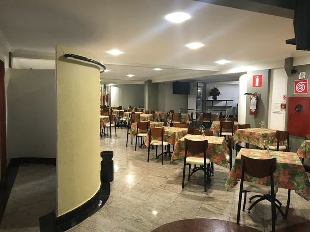 Imagen de los interiores del Hotel Manferrari. Foto 17