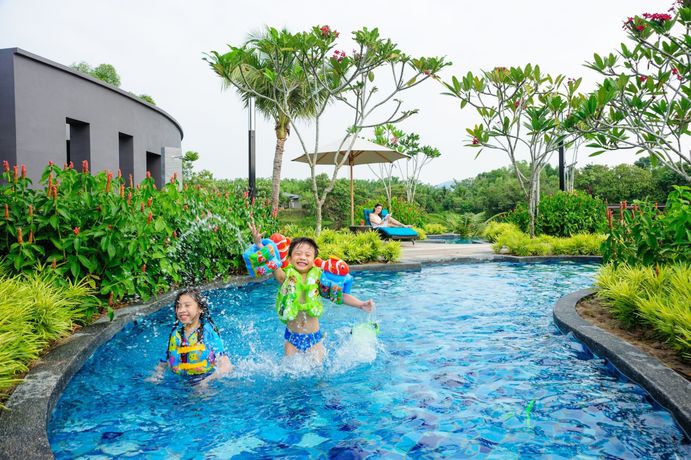 Imagen del bar/restaurante del Hotel Mangala Estate Boutique Resort - Small Luxury Of The World. Foto 3