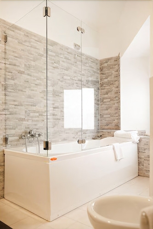 Imagen de la habitación del Hotel Manganelli Palace. Foto 17