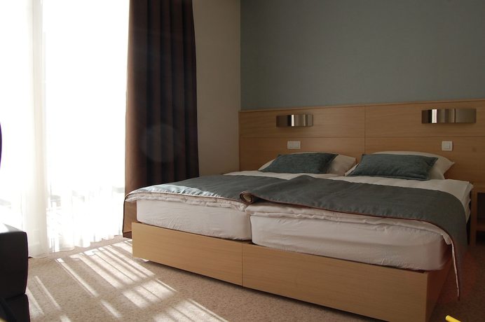Imagen de la habitación del Hotel Mangart. Foto 16