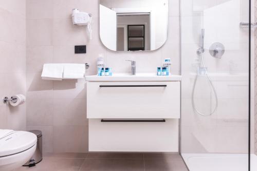 Imagen de la habitación del Hotel Mangia's Himera Resort. Foto 5