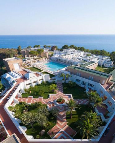 Imagen general del Hotel Mangia's Pollina Resort. Foto 3