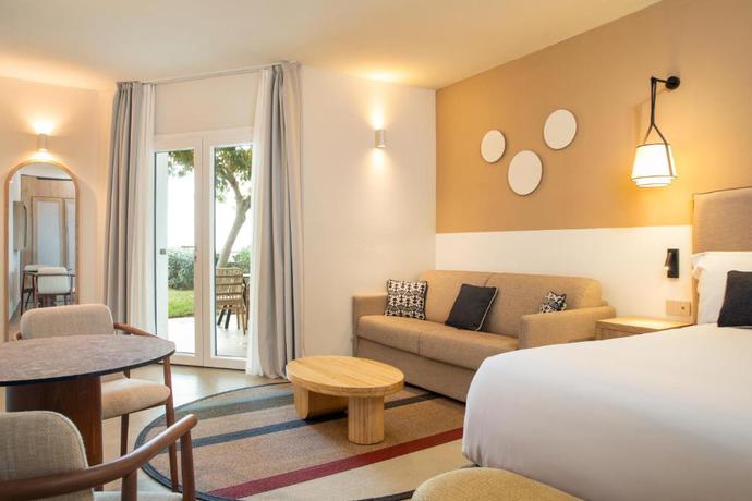 Imagen general del Hotel Mangia's Sardinia Resort. Foto 4