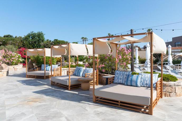 Imagen general del Hotel Mangia's Sardinia Resort. Foto 7