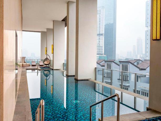 Imagen de la piscina del Hotel Mangkuluhur Residences by Lorin. Foto 12