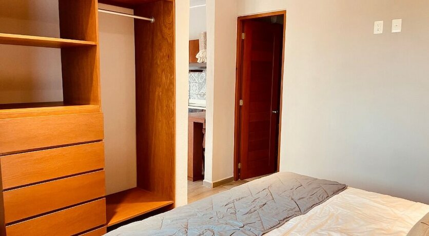 Imagen de la habitación del Hotel Manglar Suites. Foto 17