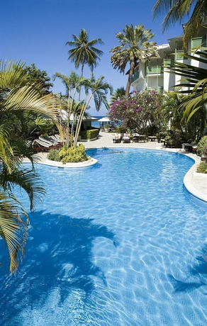 Imagen de la piscina del Hotel Mango Bay All Inclusive. Foto 14