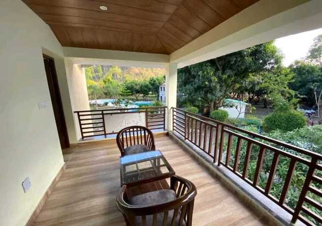 Imagen de los interiores del Hotel Mango Bloom River Resort. Foto 9