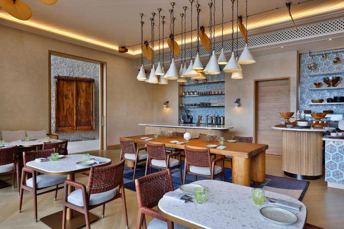 Imagen del bar/restaurante del Hotel Mango House Seychelles, LXR Hotels & Resorts. Foto 4