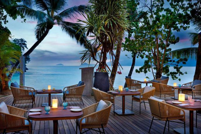 Imagen del bar/restaurante del Hotel Mango House Seychelles, LXR Hotels & Resorts. Foto 5