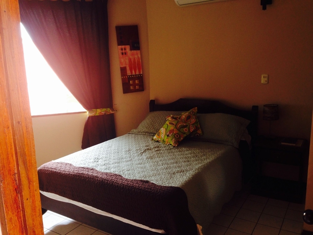 Imagen de la habitación del Hotel Mango Mar. Foto 8