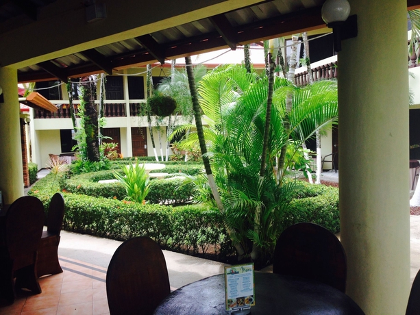 Imagen del bar/restaurante del Hotel Mango Mar. Foto 3