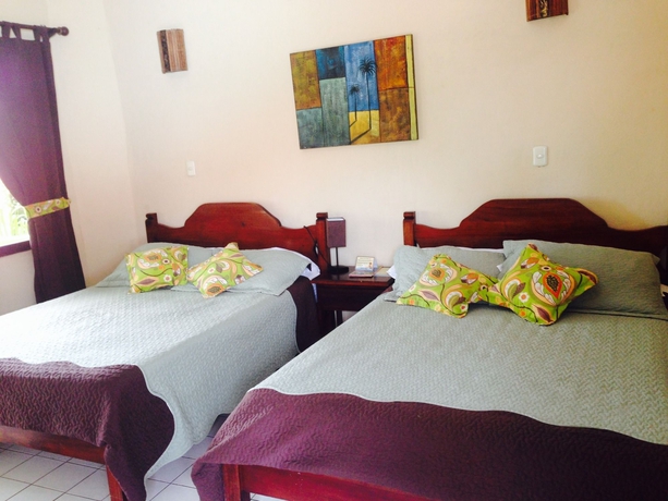 Imagen de la habitación del Hotel Mango Mar. Foto 10