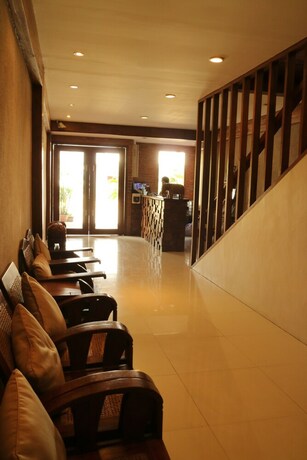Imagen de los interiores del Hotel Mango Valley 2. Foto 35