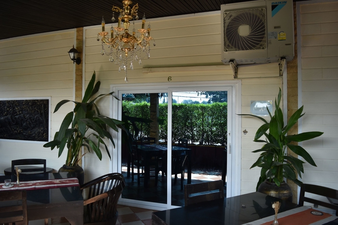 Imagen de la habitación del Hotel Mangoes Pattaya. Foto 7