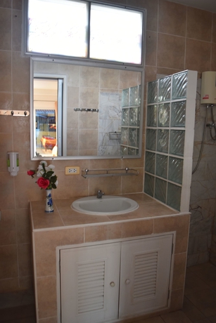 Imagen de la habitación del Hotel Mangoes Pattaya. Foto 9