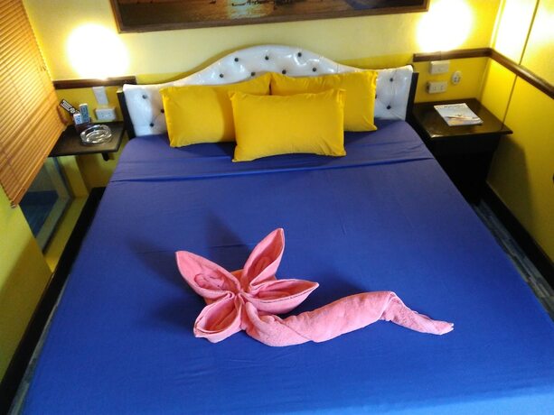 Imagen general del Hotel Mango's Beachfront Resort. Foto 2