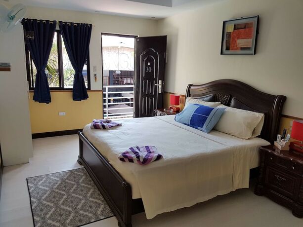 Imagen general del Hotel Mango's Beachfront Resort. Foto 15