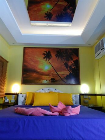 Imagen general del Hotel Mango's Beachfront Resort. Foto 1
