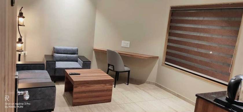 Imagen de la habitación del Hotel Mangos Select Dwarka. Foto 12