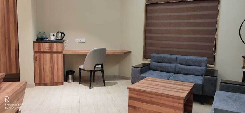 Imagen de la habitación del Hotel Mangos Select Dwarka. Foto 15