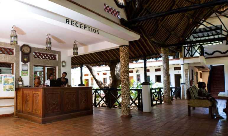 Imagen de los interiores del Hotel Mangro Diani Beach. Foto 18