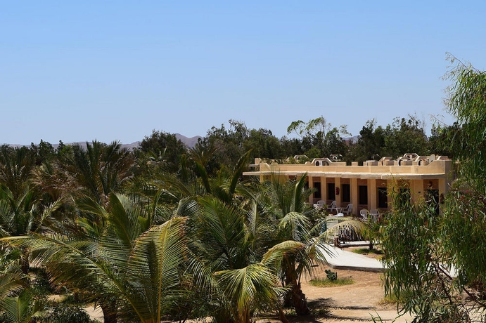 Imagen de los exteriores del Hotel Mangrove Bay Resort. Foto 10