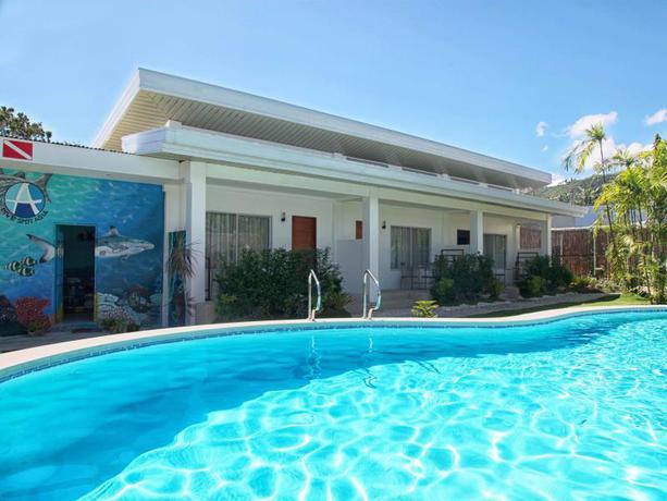 Imagen de la piscina del Hotel Mangrove ECO Resort. Foto 5