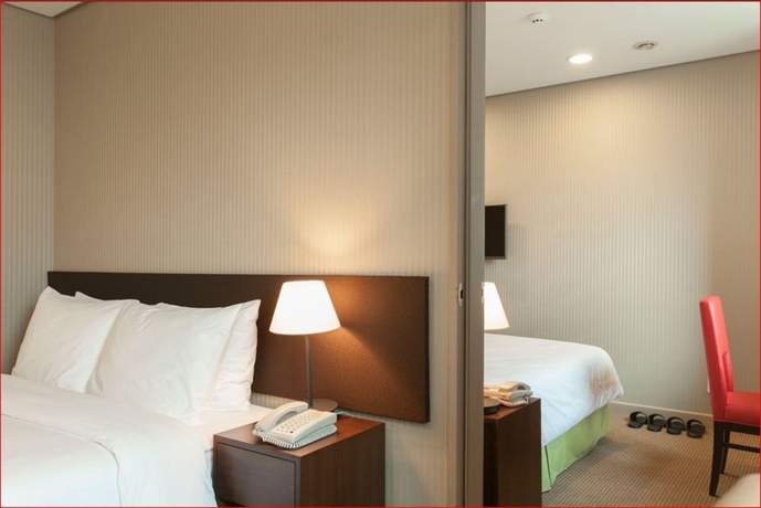 Imagen de la habitación del Hotel Mangrove Sinseol. Foto 4