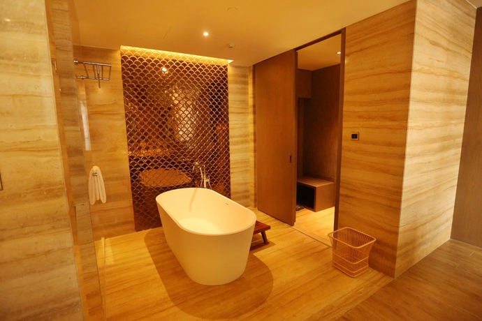 Imagen de la habitación del Hotel Mangrove Tree Resort World Qingdao. Foto 5