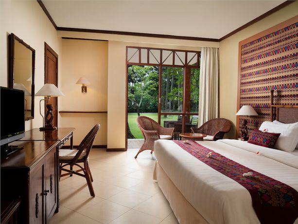 Imagen de la habitación del Hotel Mangsit Suites by Holiday Resort Lombok, Dusun Mangsit. Foto 13