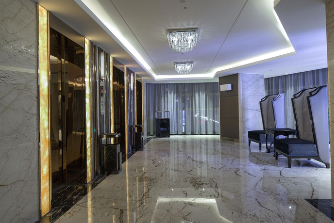 Imagen de los interiores del Hotel Manguo International. Foto 9