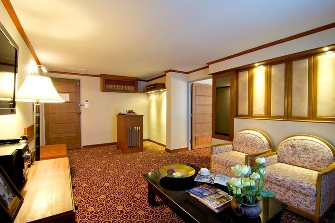 Imagen de los interiores del Hotel Manhattan Bangkok. Foto 11