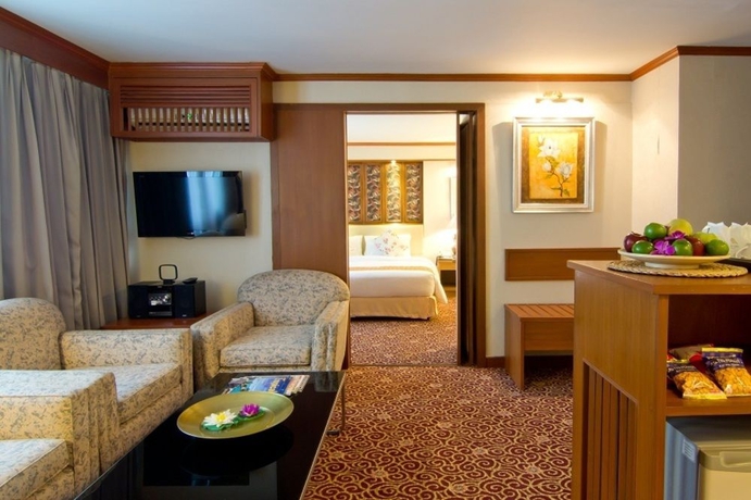 Imagen de los interiores del Hotel Manhattan Bangkok. Foto 14