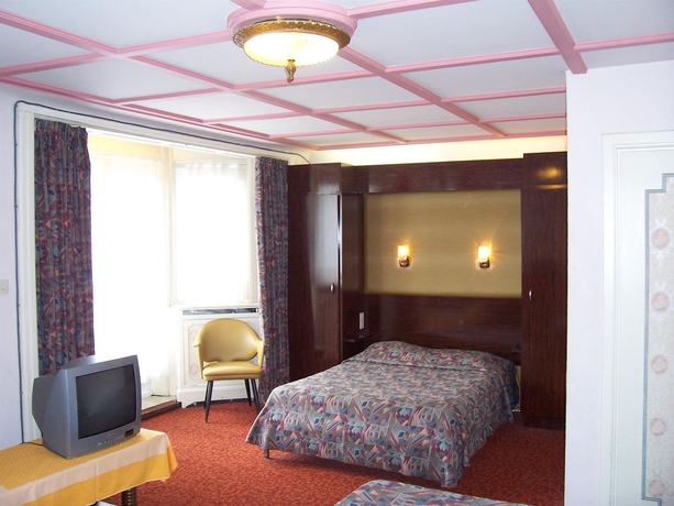 Imagen de la habitación del Hotel Manhattan Brussels. Foto 10