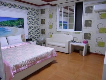 Imagen de los interiores del Hotel Manhattan, Gwangju. Foto 16