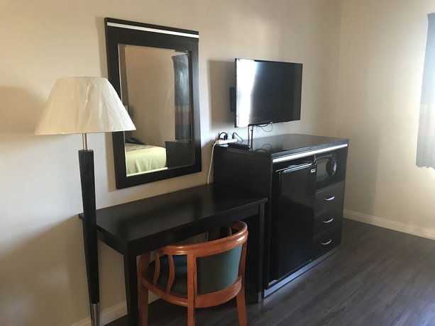 Imagen de la habitación del Hotel Manhattan Inn and Suites - LAX. Foto 15