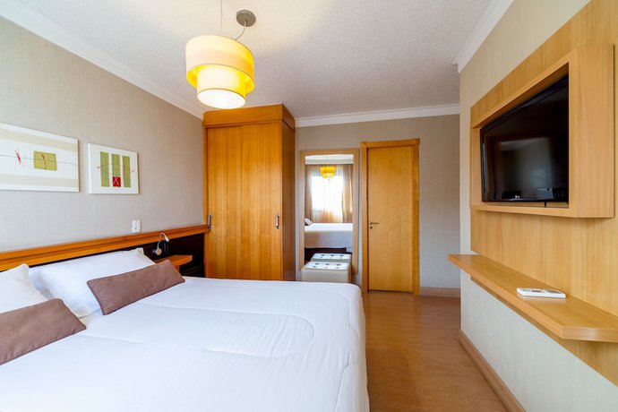 Imagen de la habitación del Hotel Manhattan Porto Alegre By Mercure, Porto Alegre. Foto 4