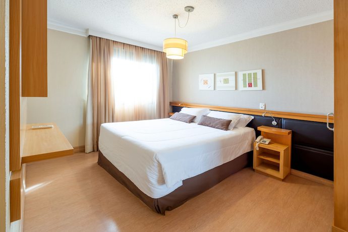 Imagen de la habitación del Hotel Manhattan Porto Alegre By Mercure, Porto Alegre. Foto 10
