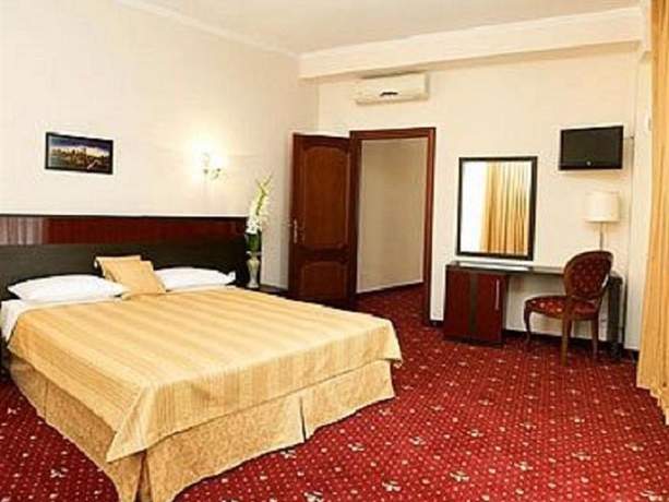 Imagen general del Hotel Manhattan and Restaurant. Foto 2