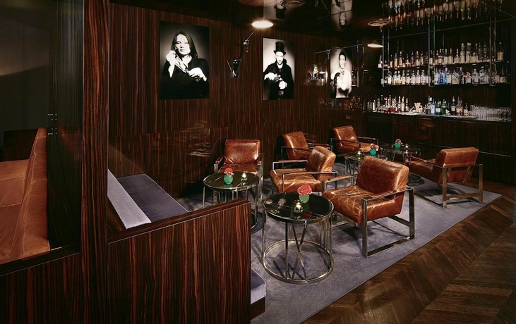 Imagen del bar/restaurante del Hotel Mani By Amano. Foto 3