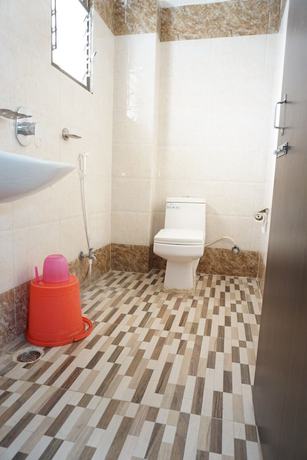 Imagen de la habitación del Hotel Mani International. Foto 4