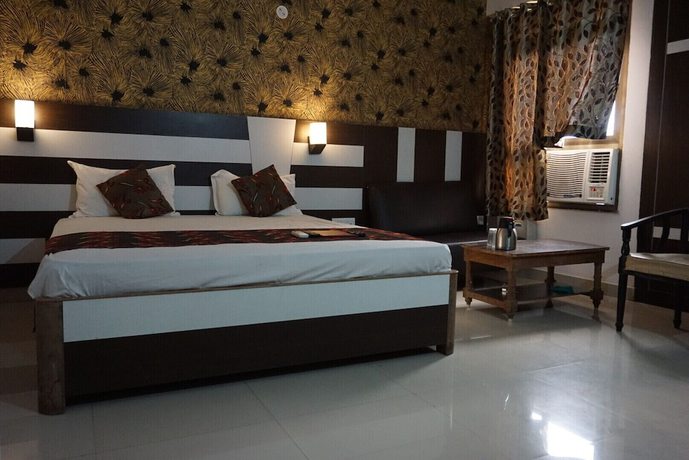 Imagen de la habitación del Hotel Mani International. Foto 6