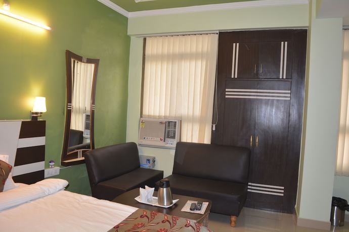 Imagen de la habitación del Hotel Mani International. Foto 11