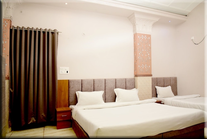 Imagen de la habitación del Hotel Mani, Ujjain. Foto 4