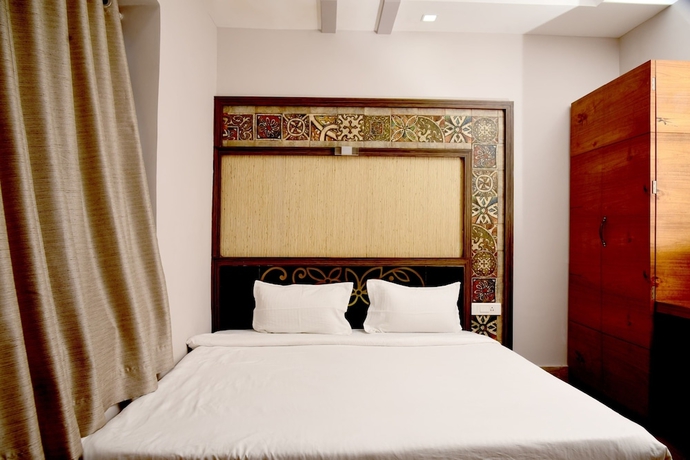 Imagen de la habitación del Hotel Mani, Ujjain. Foto 11
