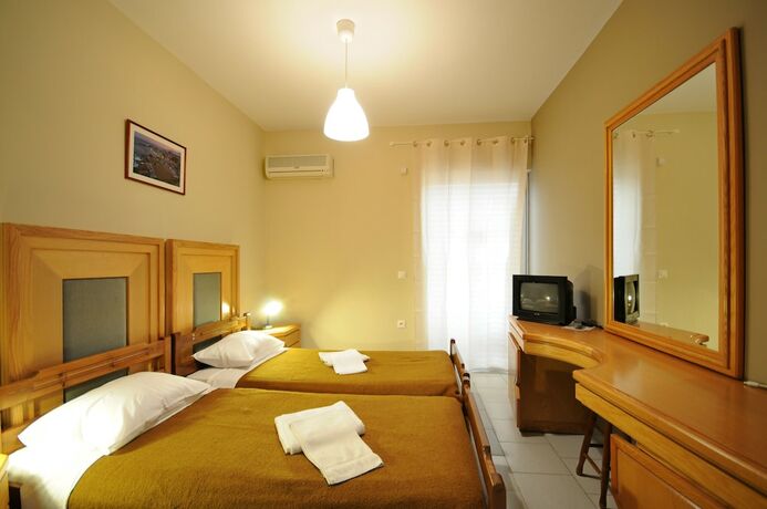 Imagen general del Hotel Manias Apartments. Foto 7